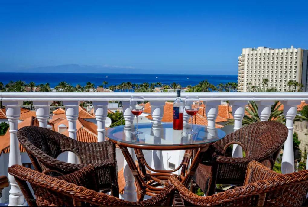Apartment In Playa De Las Americas 1 Ngoại thất bức ảnh